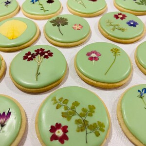 Pressed Flower Wedding Cookies – Edible Flower Sugar Cookies image 7