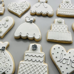 Elegant Silver Wedding Cookies – Bridal Shower Favors, Wedding Dessert Treats