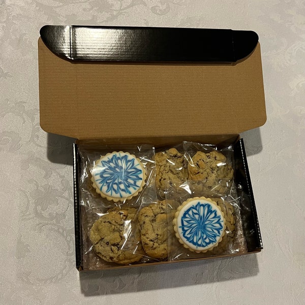 Delicious Triple Chocolate Chip Cookie Gift box