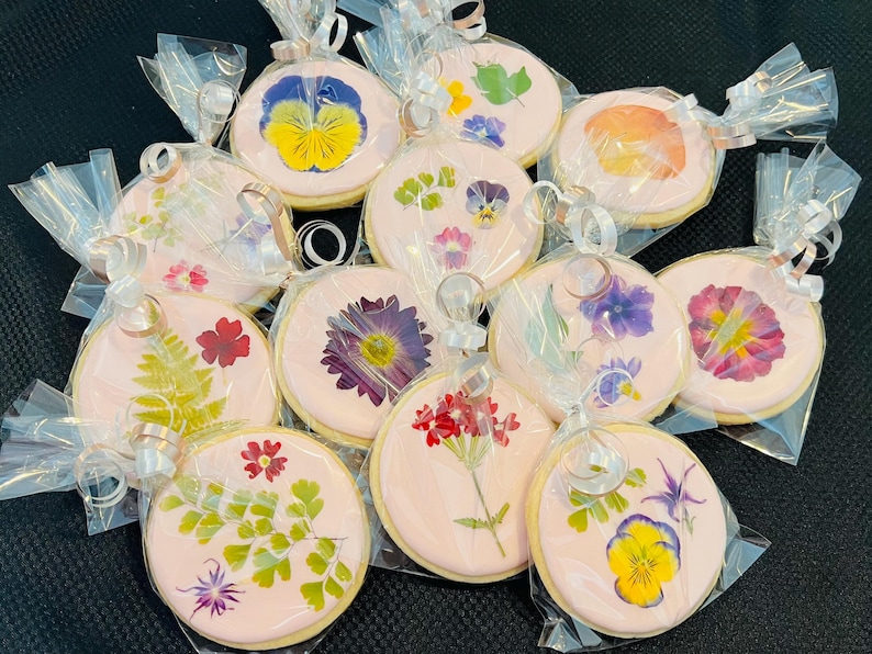 Pressed Flower Wedding Cookies – Edible Flower Sugar Cookies image 8