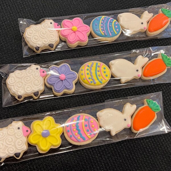 Mini Easter Decorated Sugar Cookie Gift Bags Easter Cookies, Easter Cookie Favors, Easter Basket Cookies, Event Cookies, cookie gift bags