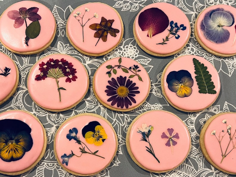 Pressed Flower Wedding Cookies – Edible Flower Sugar Cookies image 9