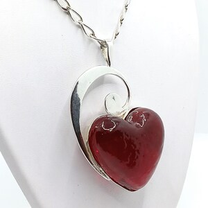 Huge Vintage 1969 Signed Solid Glass Shaped Heart Art w/925 Sterling Silver Link Designer 24" Chain Necklace