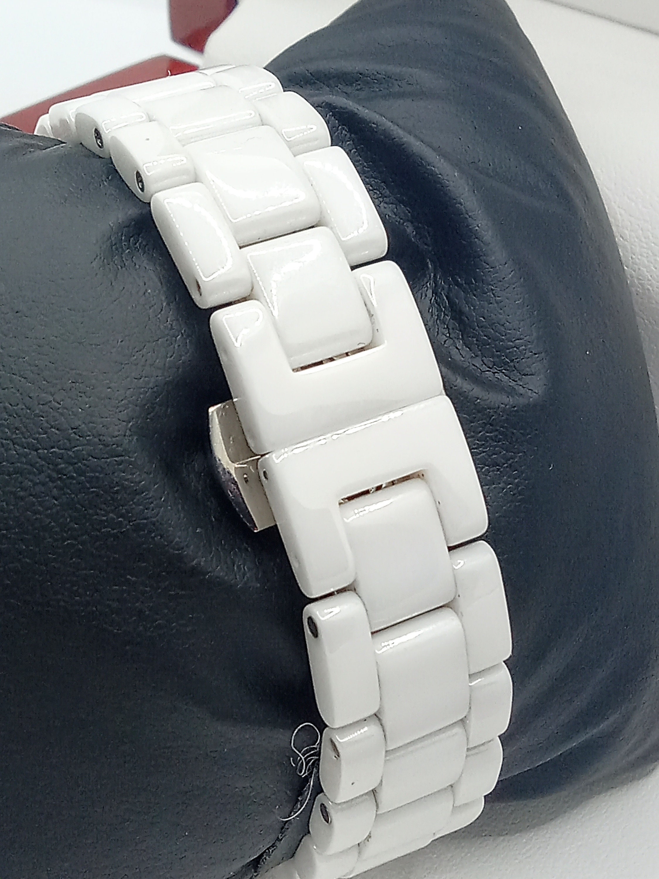 Rado white shop ceramic ladies watch