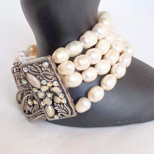 4 Strand Of Genuine 12mm White Natural Pearls w/Colorful Crystals And Metal Bracelet