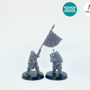Dwarven Banner and Musician