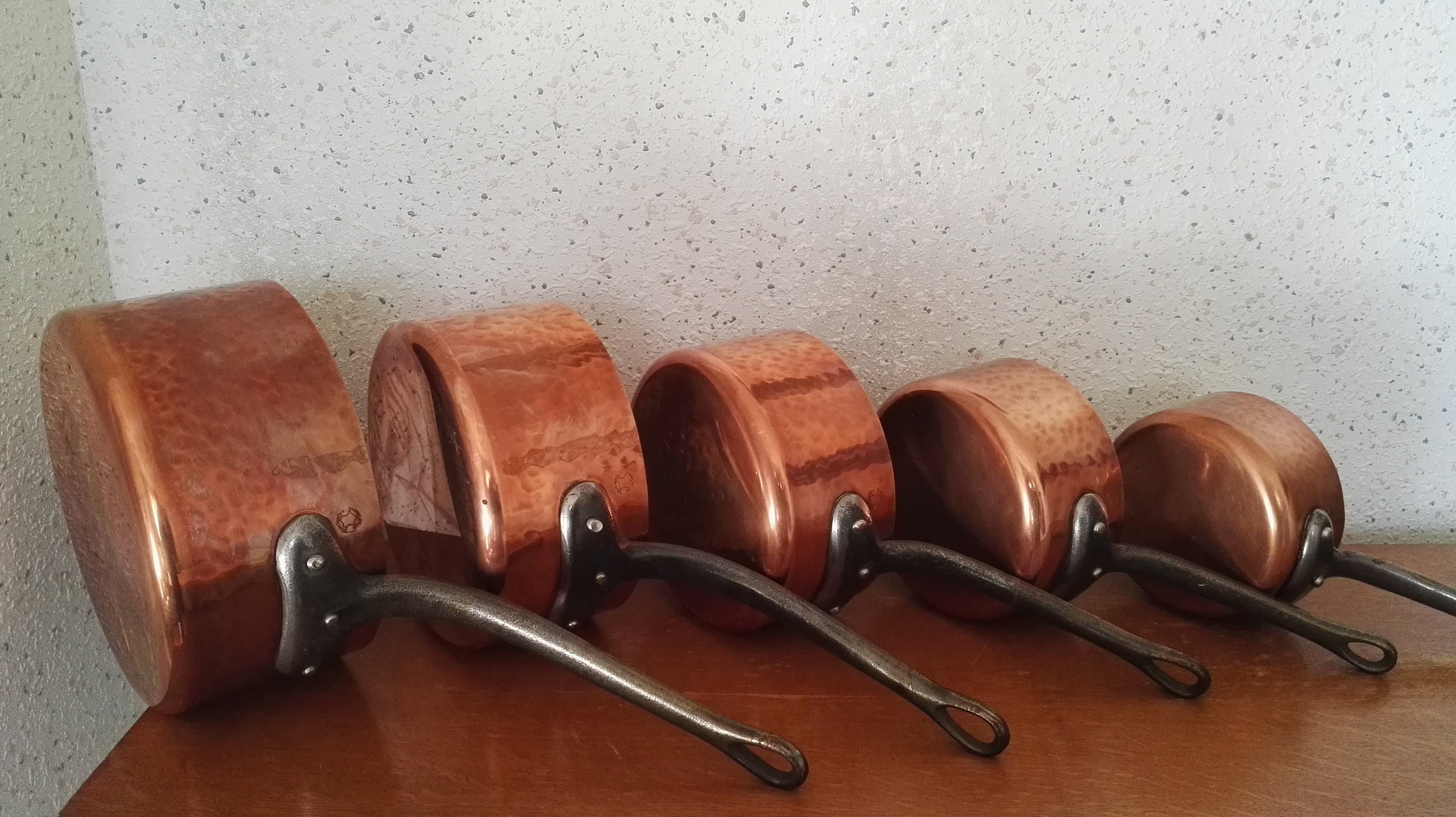 Cuivre Massif Martelé & Étamé Casseroles X 5 Estampillé Française Vintage 70