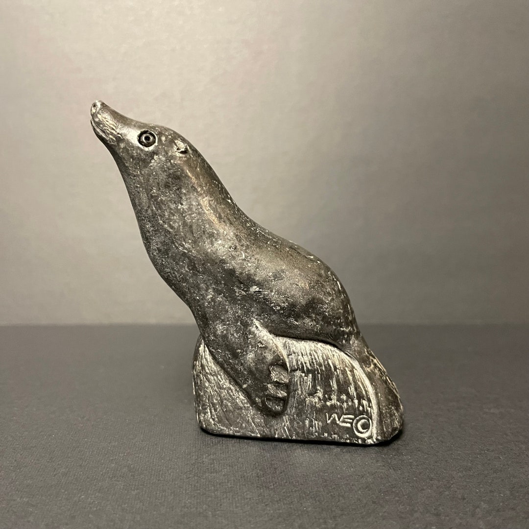 Vintage Wolf Original Seal Figurine Grey and Black Carved Soapstone ...