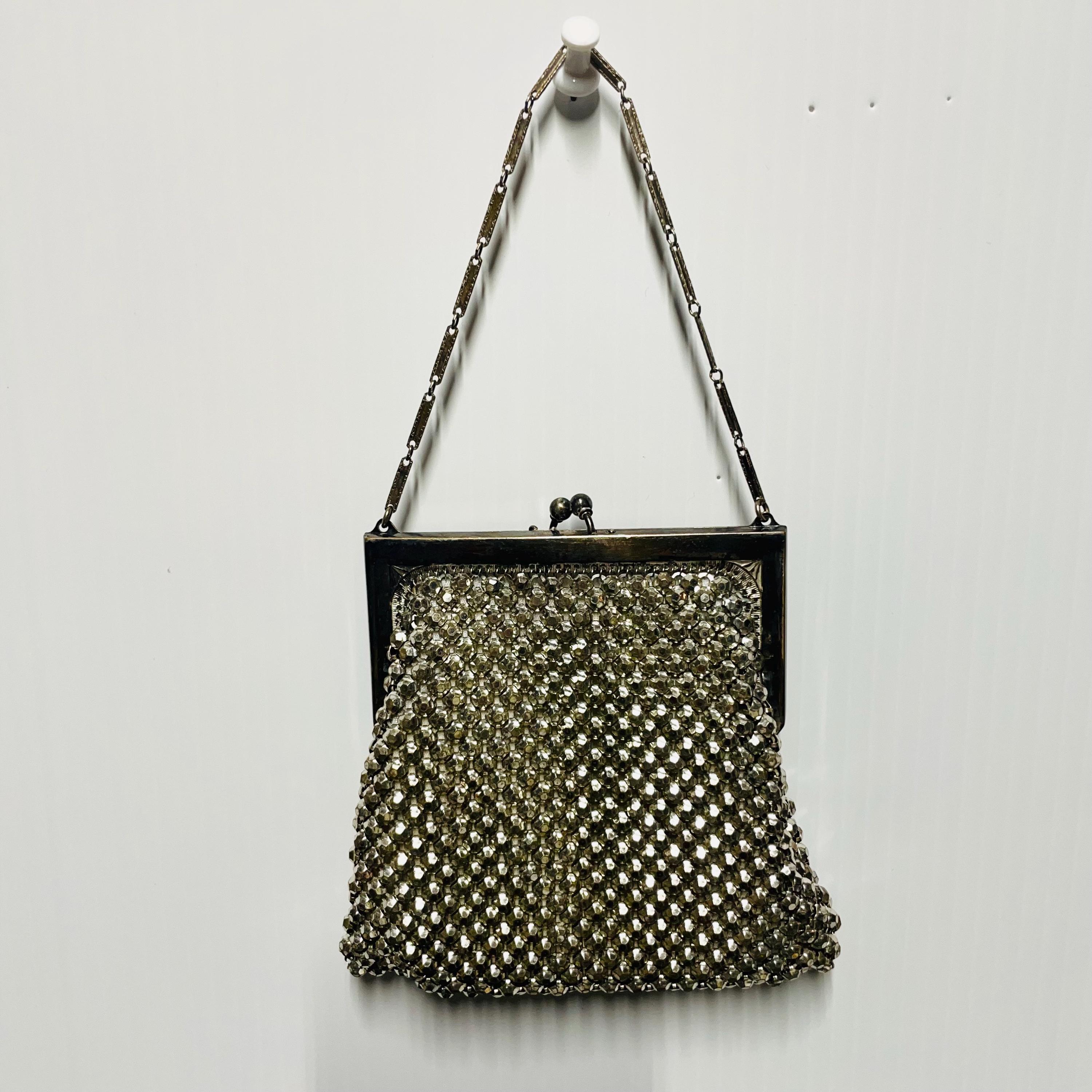 Antique Whiting and Davis 1920s metal clutch purse Mesh coin bag with Original Silk Lining and Chain art deco with kids clasp