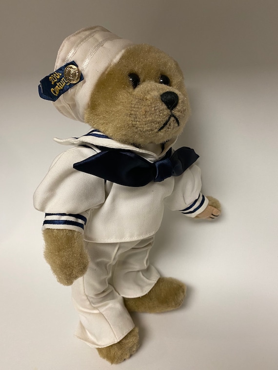 Vintage Pickford bear ‘Casey’ from the 1940s