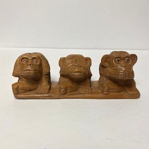 Vintage wisdom wooden monkeys see hear speak no evil 3 wise monkeys hand carved wood figurine mantel decor