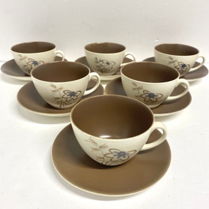 Vintage Poole keramik Trudiana design kaffekoppar och fat set med 6 beige latte med brunt och grått blommönster retro tekoppar blommiga