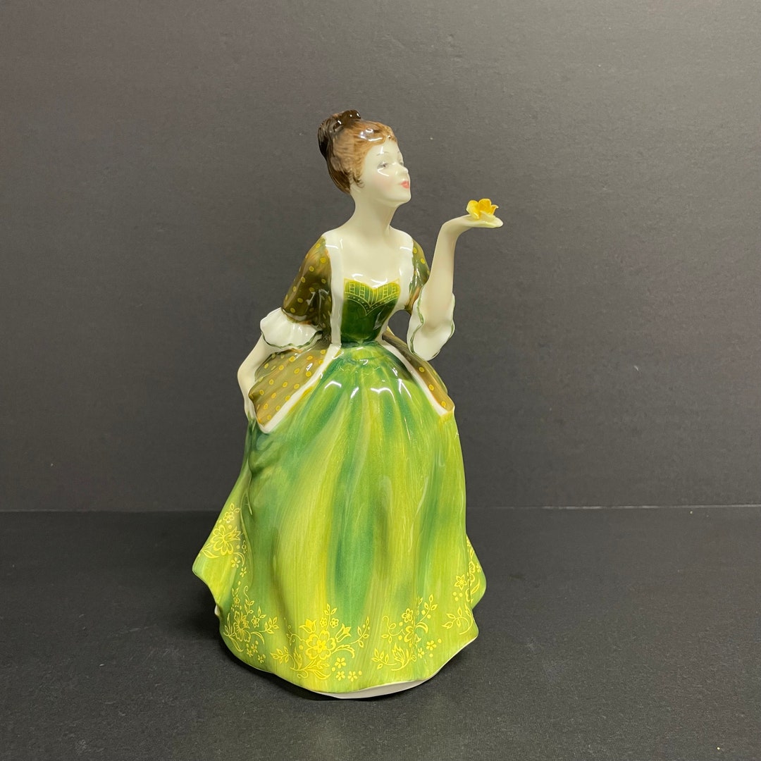 Vintage Royal Doulton fleur Lady Figurine in Olive Green Dress and Yellow Flower HN 2368 Collectible Sculpture Mcm Made in England - Etsy Vintage Royal Doulton fleur Lady Figurine in Olive Green Dress and Yellow Flower HN 2368 Collectible Sculpture Mcm Made in England - Etsy