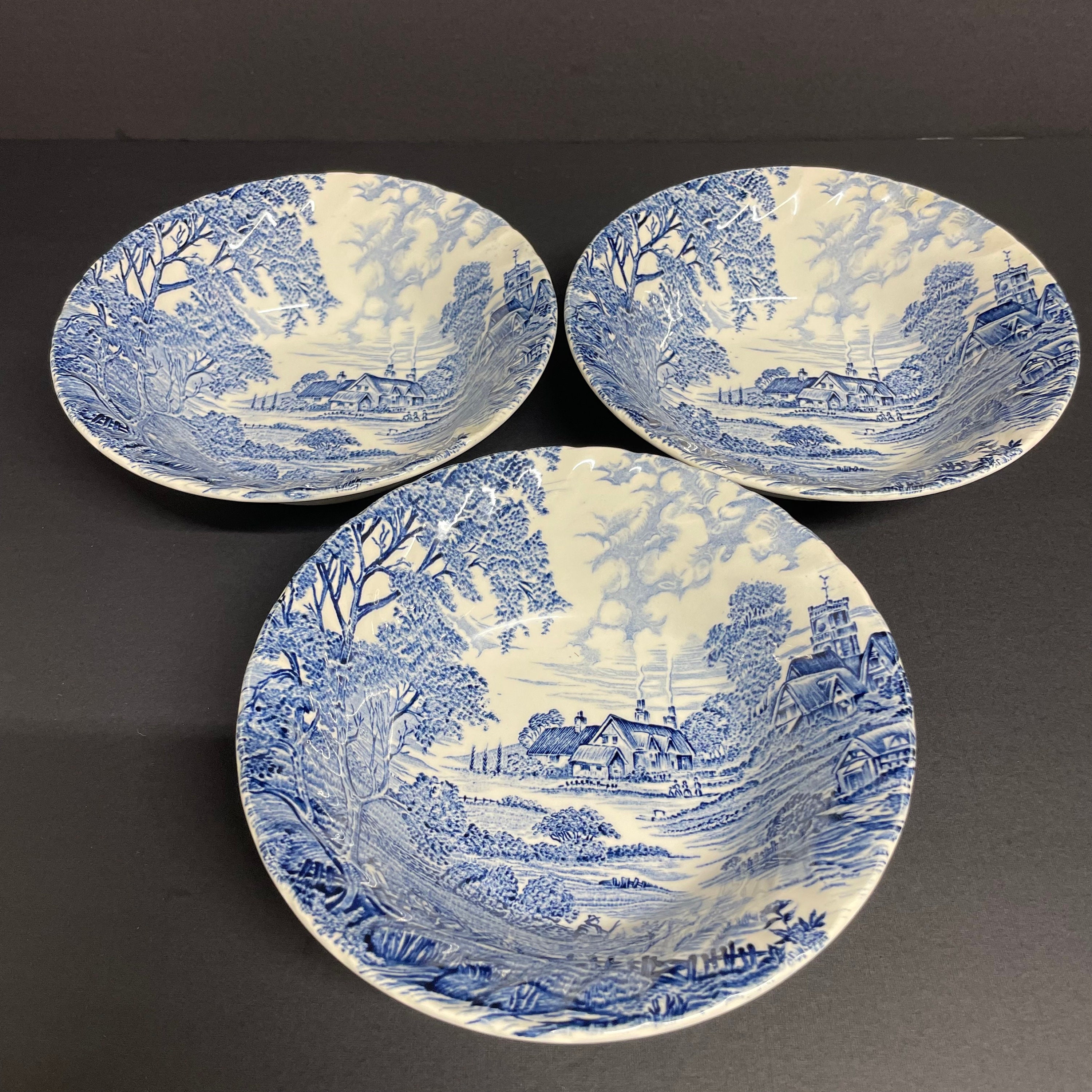 Ensemble de 3 bols à céréales ou à soupe Ridgway Ironstone vintage, bleu et blanc, motif reine des prés, fabriqué en Angleterre. - France