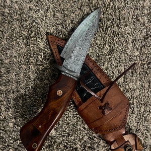 Custom Handmade Damascus Steel Knife, Dagger Knife, Hunting Knife, Viking Knife, Wedding Gift, Damascus ka bar, Gut Hook knife best gift USA Bobcat 1