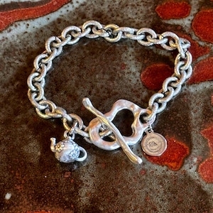 Silver Link Bracelet with toggle and charm