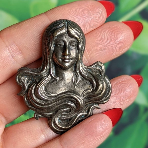 Vintage 1970s Art Nouveau Woman Brooch - Figural Cameo Bust 1910s Revival