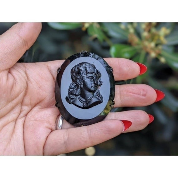 Victorian French Jet Mourning Cameo Brooch Pin - image 4