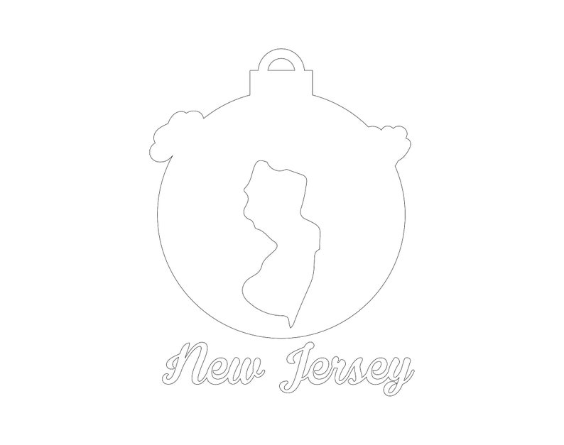 Pode incluir: Esbo&ccedil;o do estado de Nova Jersey dentro de um enfeite de Natal com um la&ccedil;o no topo. O texto "New Jersey" est&aacute; escrito abaixo do enfeite.