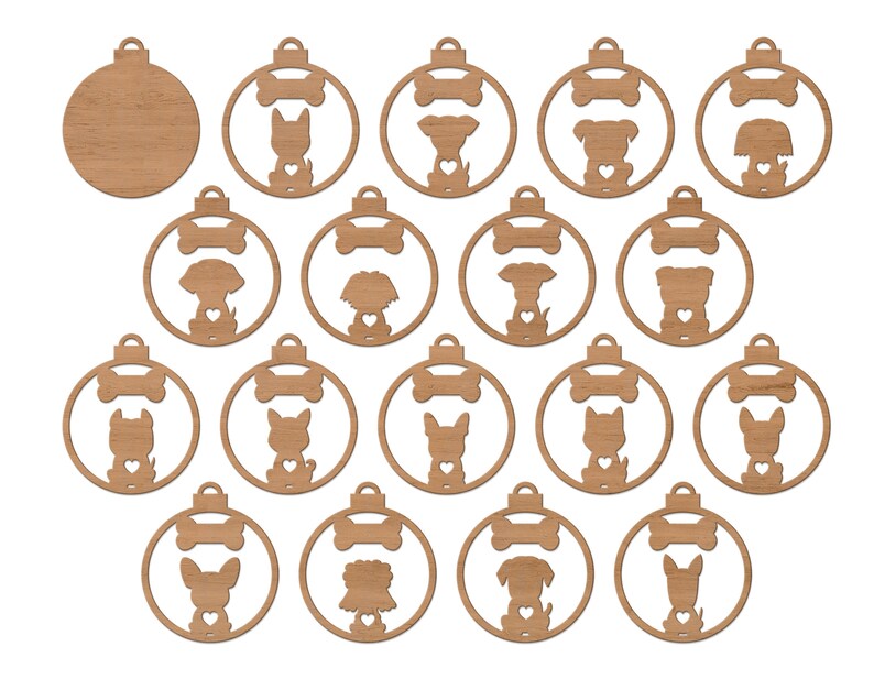 Pu&ograve; includere: Set di 18 ornamenti in legno non finiti a forma di palline di Natale con un osso di cane e una silhouette di cane all'interno. Gli ornamenti sono pronti per essere dipinti o tinti.