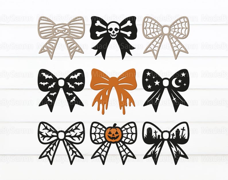 Pode incluir: Nove designs de la&ccedil;os com tema de Halloween em v&aacute;rias cores. Os la&ccedil;os apresentam elementos assustadores como uma m&uacute;mia, uma caveira, uma teia de aranha, morcegos, tinta laranja pingando, estrelas e lua, uma ab&oacute;bora e um cemit&eacute;rio. Ideal para artesanato ou decora&ccedil;&atilde;o sazonal.
