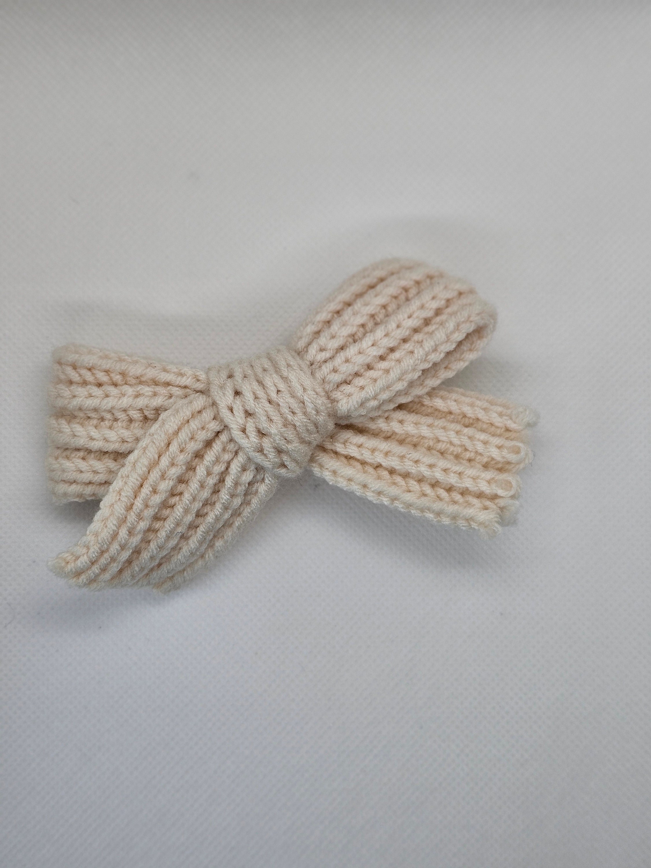 Chunky knitted bow hairclips, Baby hairclips, Toddler hairclips, Girls hairclips, Womens hairclips, Girls hair accessories, Knitted bows - Thumbnail 5