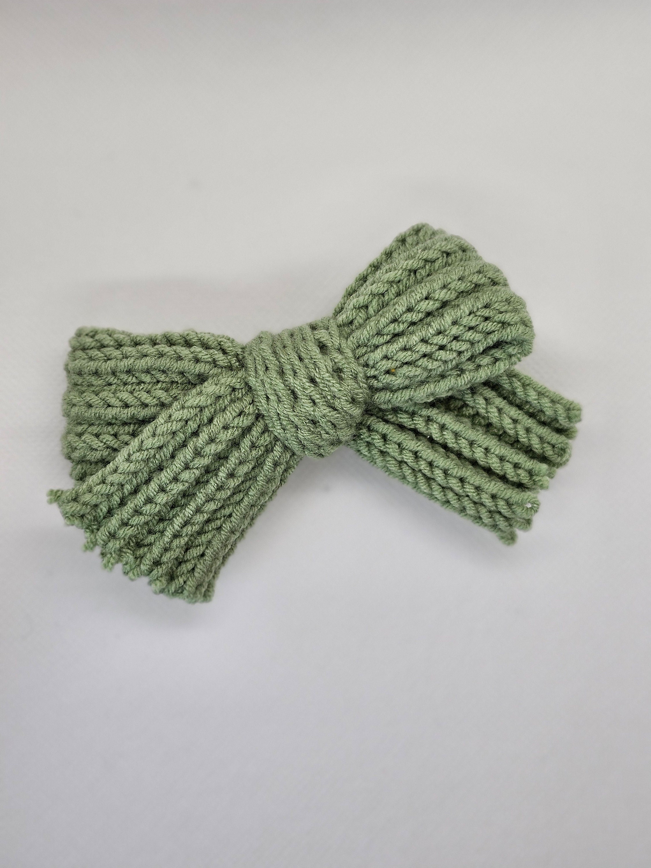 Chunky knitted bow hairclips, Baby hairclips, Toddler hairclips, Girls hairclips, Womens hairclips, Girls hair accessories, Knitted bows - Thumbnail 4