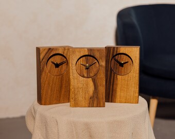 Horloge de bureau rustique, cadeau d'anniversaire, horloge murale unique pour bureau à domicile, horloge en bois de noyer, parfaite pour le bureau et la cuisine, décoration d'étagère