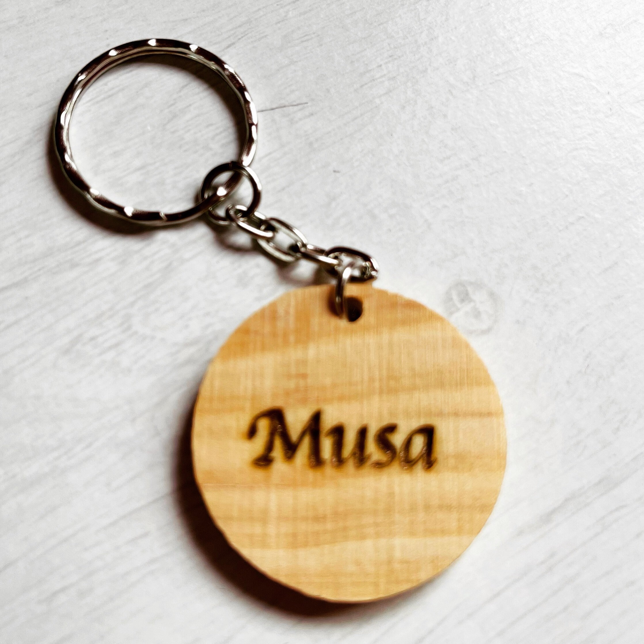 Personalised wooden Keyring laser engraved Keyring gift Etsy.de