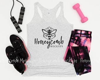 Heather White Next Level 6733 Mockup, Damski top Triblend Racerback Mockup, Trening Fitness Mockup, 6733 Heather White, Biały top Mockup