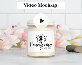 Wideo mockup świecy sojowej Printify, 9oz mockup świecy dla Printify, mockup świecy w słoiku z białą pokrywką, mockup świecy zapachowej Candlebuilders