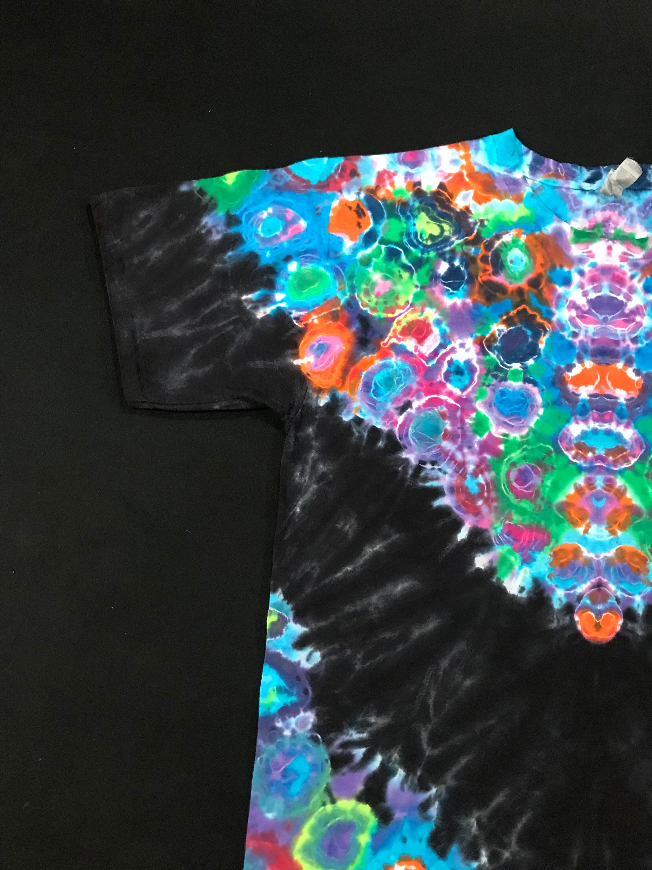2t tie dye shirt