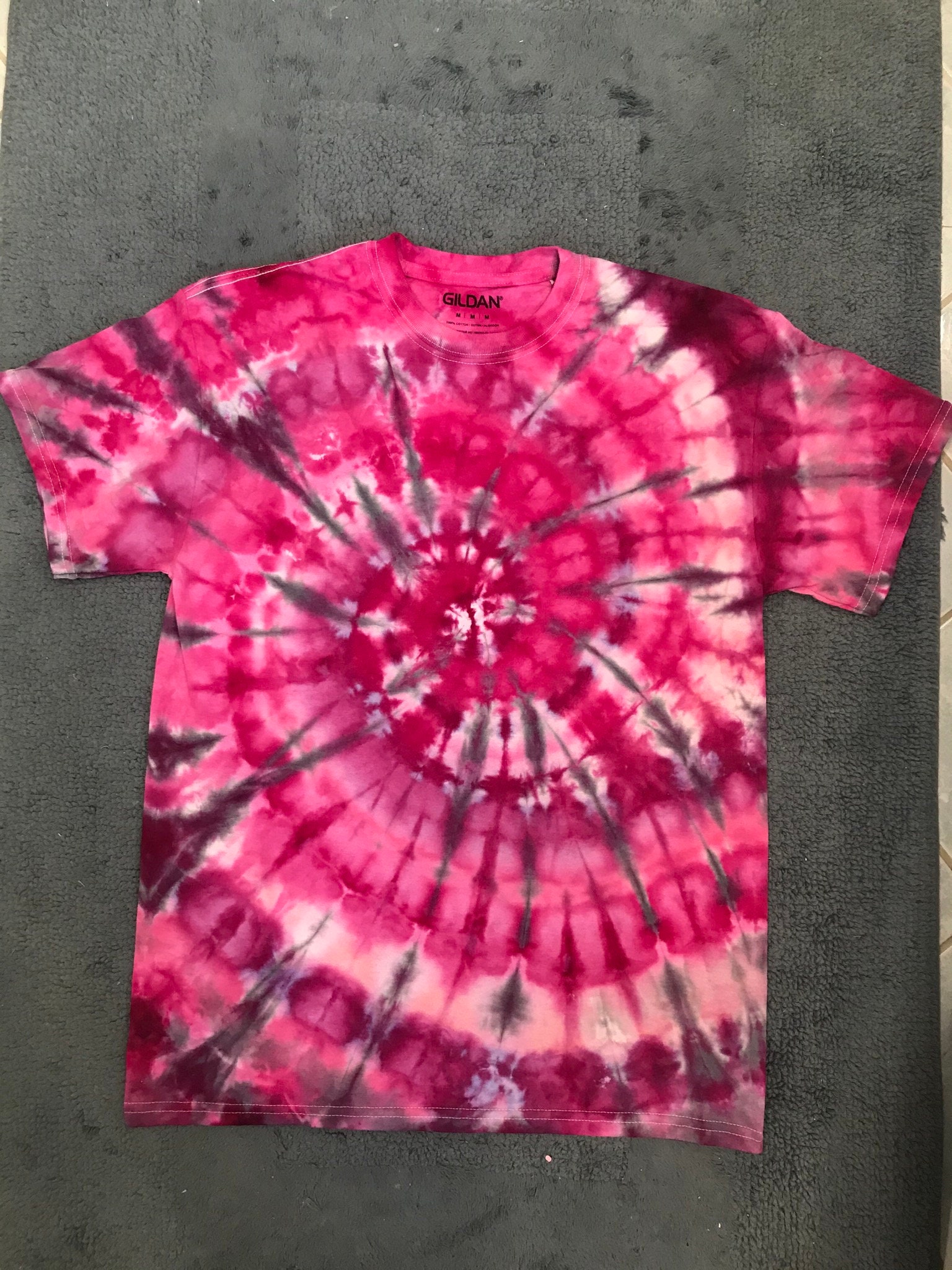 M Super Pink Ice Dye Spiral Tie Dye T-Shirt. Tye dye spiral | Etsy