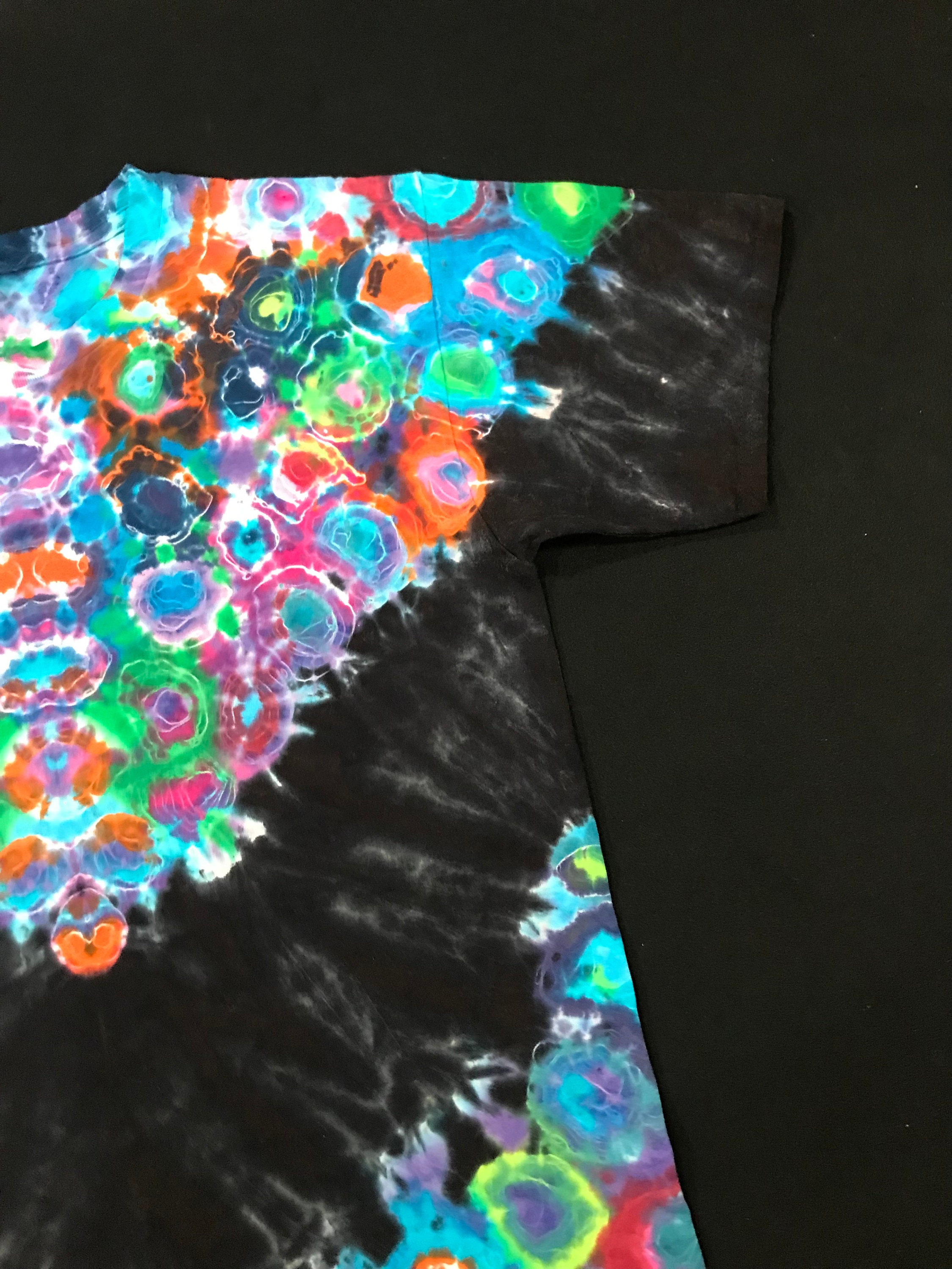 2t tie dye shirt
