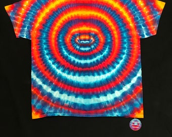 Size XL Fire and Ice Wig Wag Tie-dye T-shirt.
