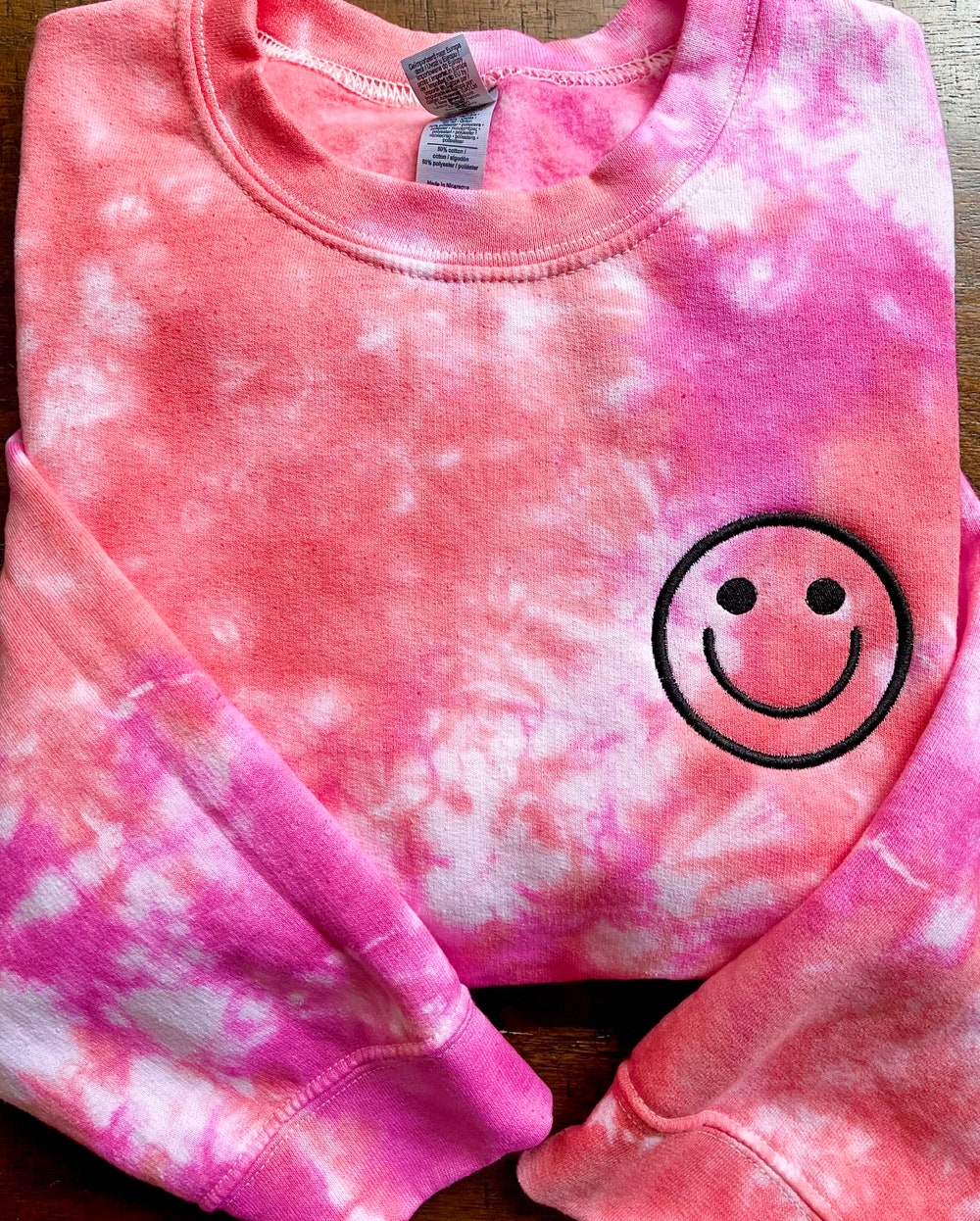 Embroidered Happy Face tie dye Sweatshirt, Embroidered tie dye Shirt, Smile embroidered sweatshirt, Boho sweatshirt, Gift for Her