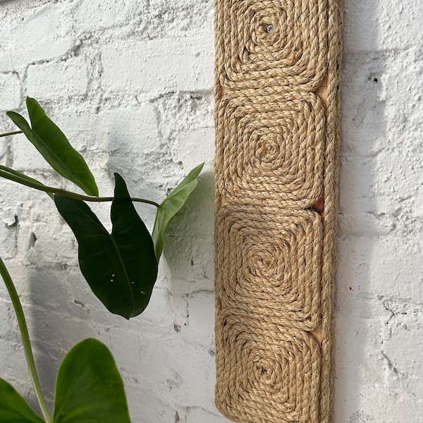 WALL CAT SCRATCHER - Korat wall Scratcher - Scratching post - bohemian furniture - artsy - cats - pet furniture