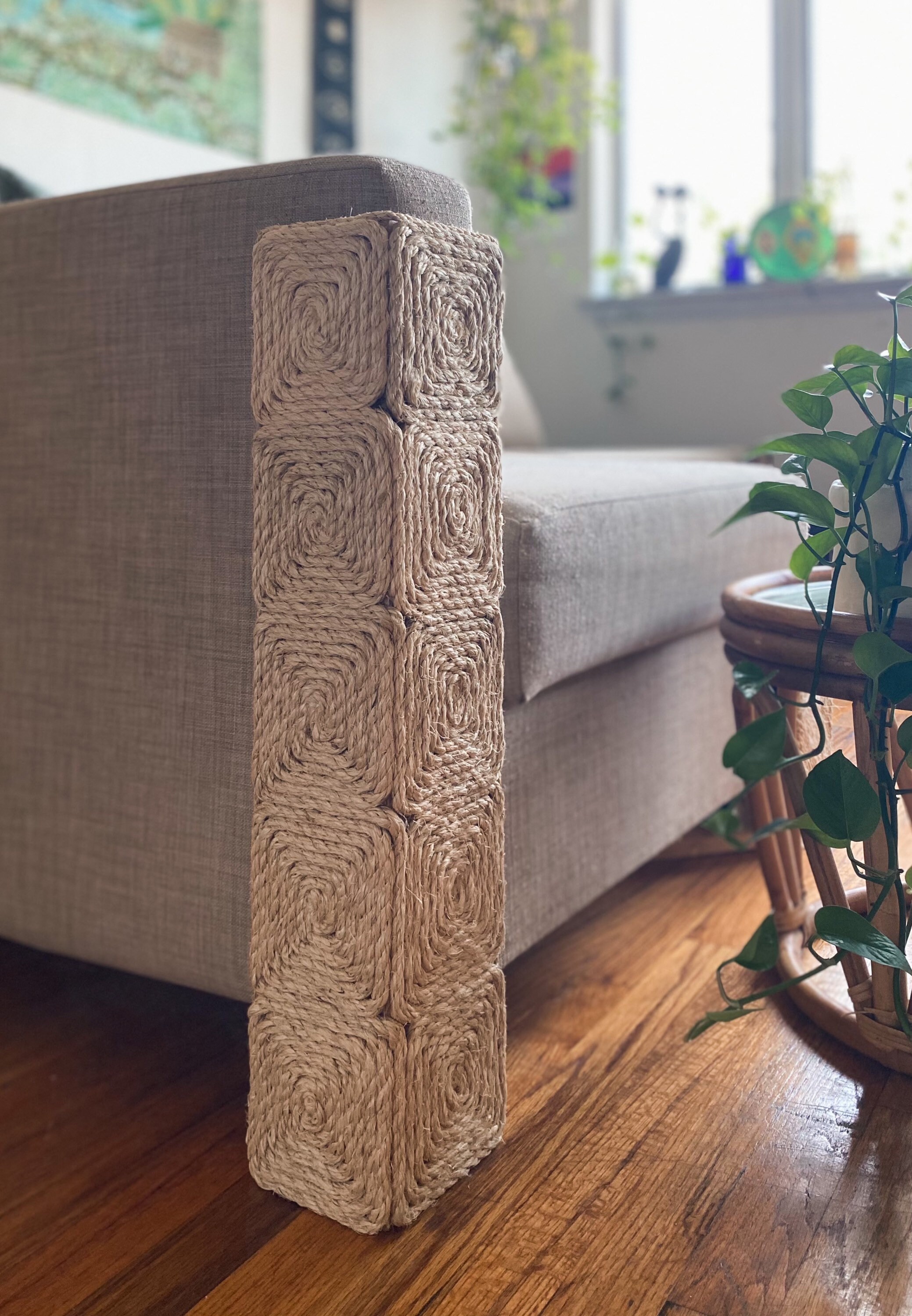 HANDMADE CAT SCRATCHER the Korat Cat Scratcher pet Furniture Cat