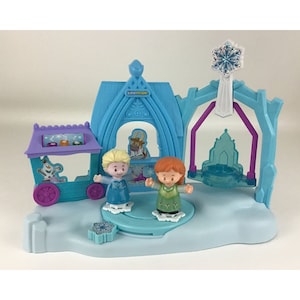 Little People Disney Princess Frozen Arendelle Wonderland Playset Anna Elsa Toy