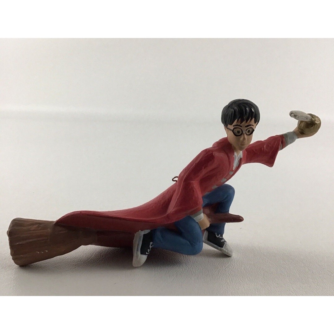 Harry Potter Catches Golden Snitch Holiday Ornament Vintage 2000 Warner ...