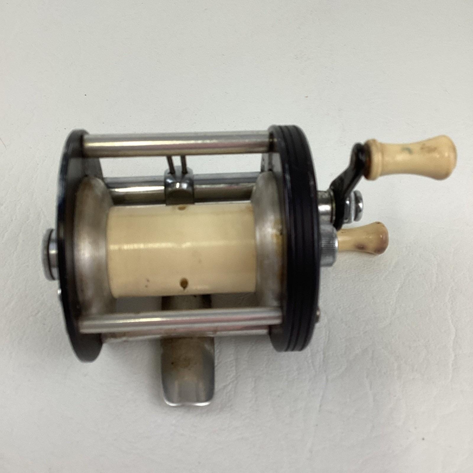 Vintage J A Coxe Model 95 C USA Level Wind Fishing Reel Bronson