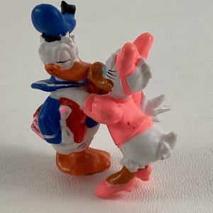 Disney Donald Daisy Duck Collectible PVC Figure 2&quot; Topper Applause Vintage 1980s