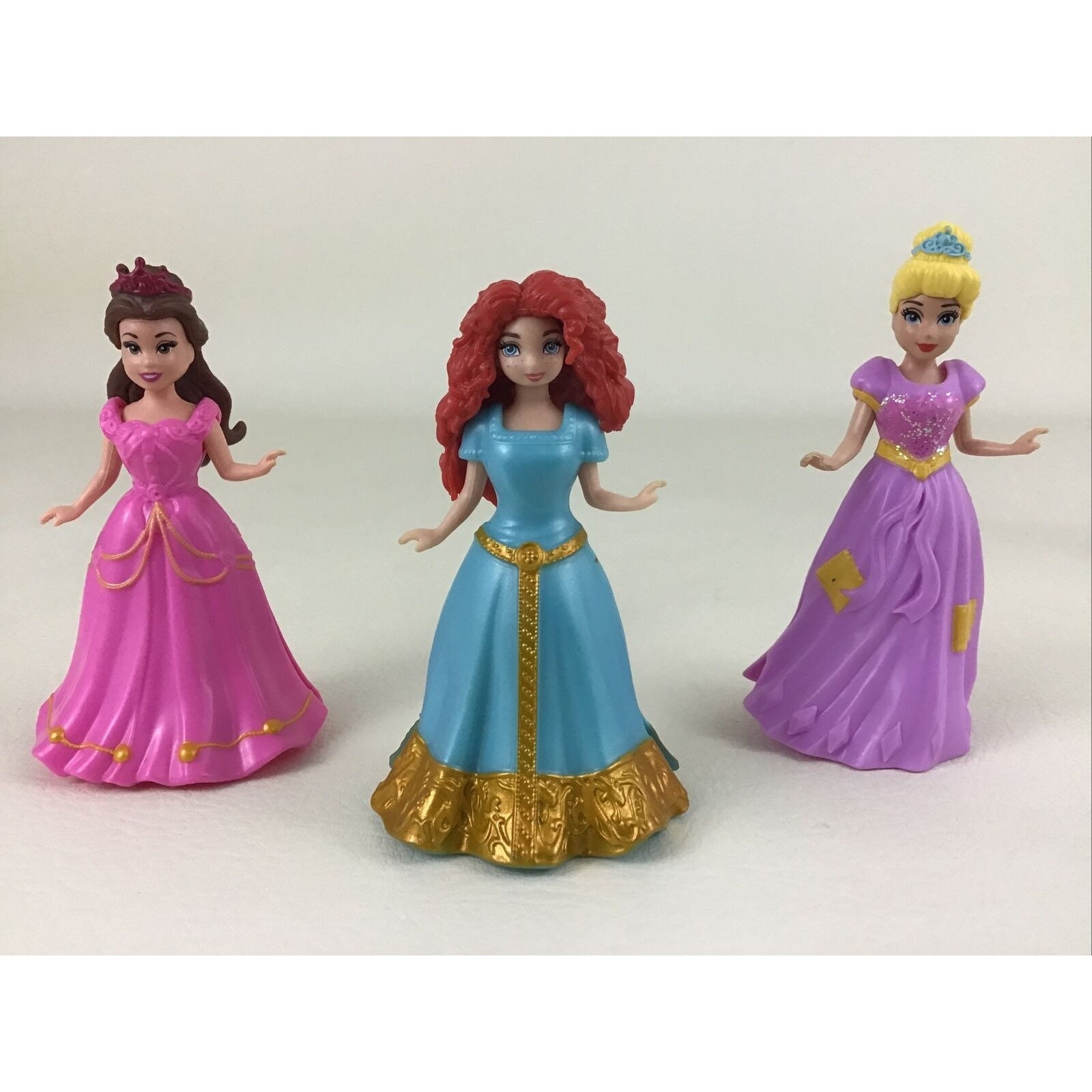 Disney Store Lot de 12 poupées Disney Princesses