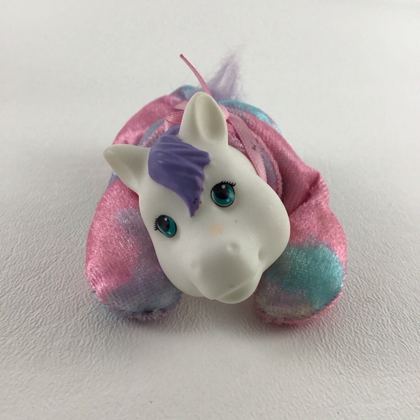 Peluche Cheval Gris Vintage – Poney Artisanal, Lavable, Pour Enfant (occasion)