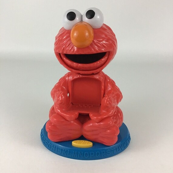 Elmo find and sales learn alphabet blocks