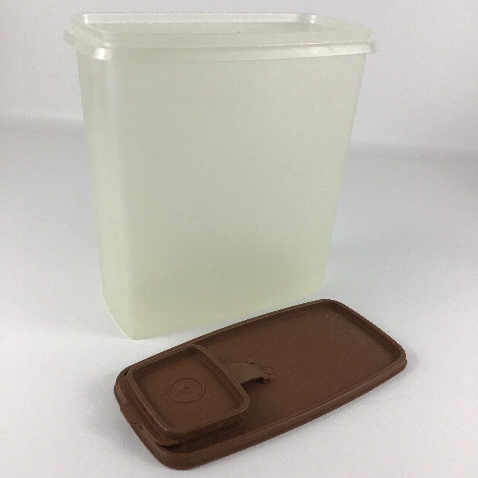 Large Brown Tupperware Cereal Keeper 