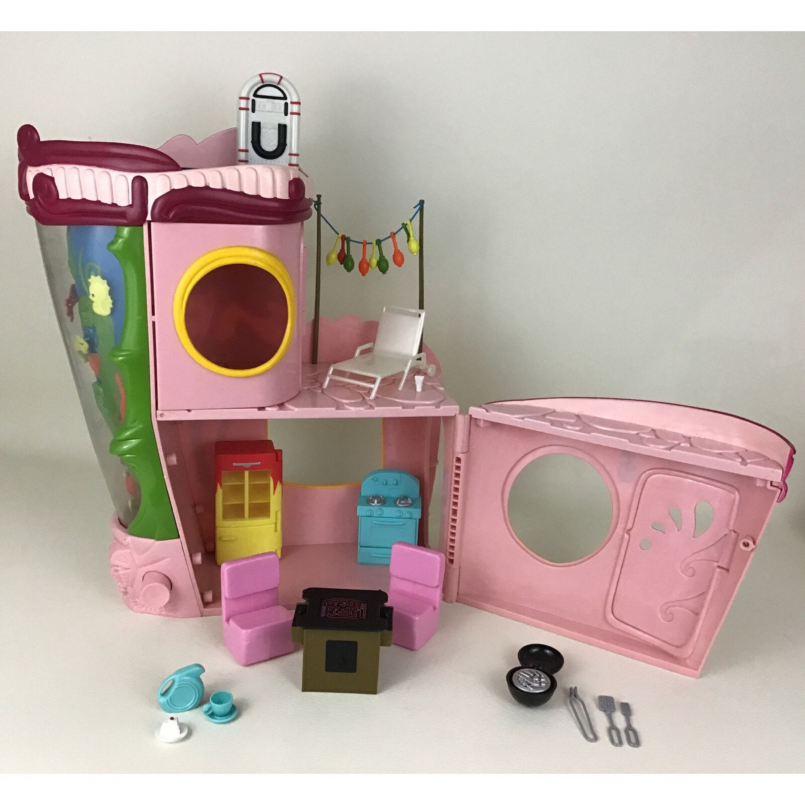 bratz doll house
