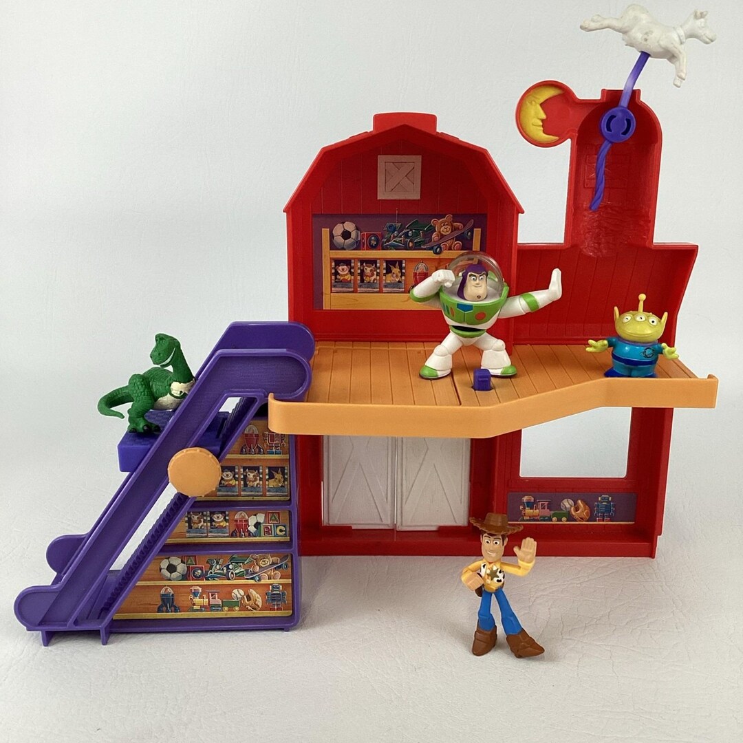 Disney Pixar Toy Story 2 Al's Toy Barn Playset Buzz Woody Alien