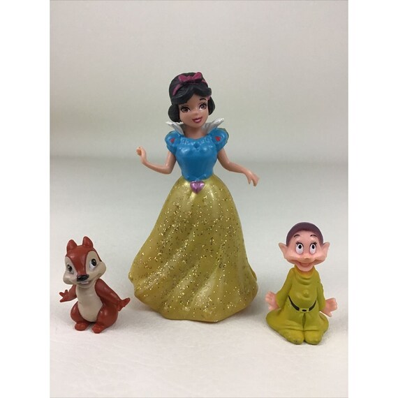 Poupée Princesse Blanche Neige en plastique - 38 cm - DISNEY