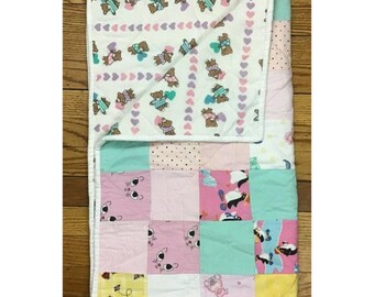 Édredon patchwork vintage ours en peluche de 40,4 cm fait main avec un joli noeud